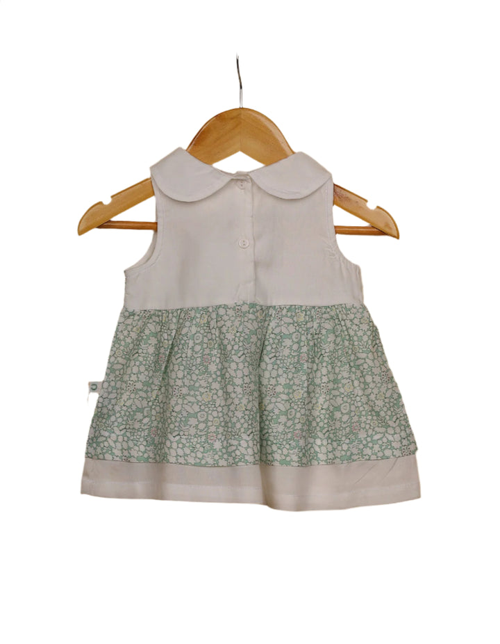 Zubaida's Floral Print Delicate Lace Detailing On The Front - Zubaidas Official™