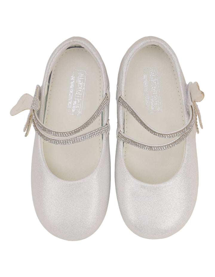 Shoes Shiny White with Diamontee Straps for Girls - Kids - Zubaidas Official™