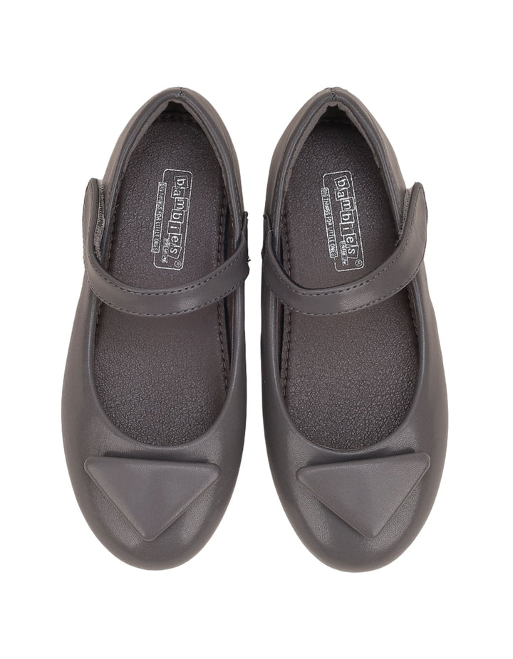 Shoes Gray with Triangle Motif for Girls - Toddler - Zubaidas Official™