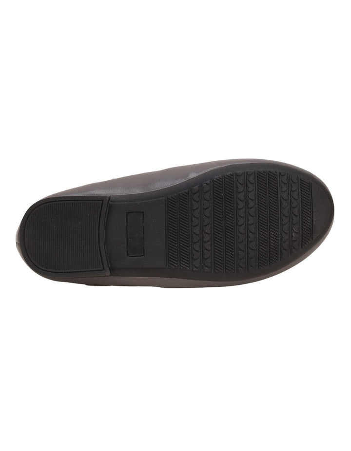 Shoes Gray with Triangle Motif for Girls - Toddler - Zubaidas Official™