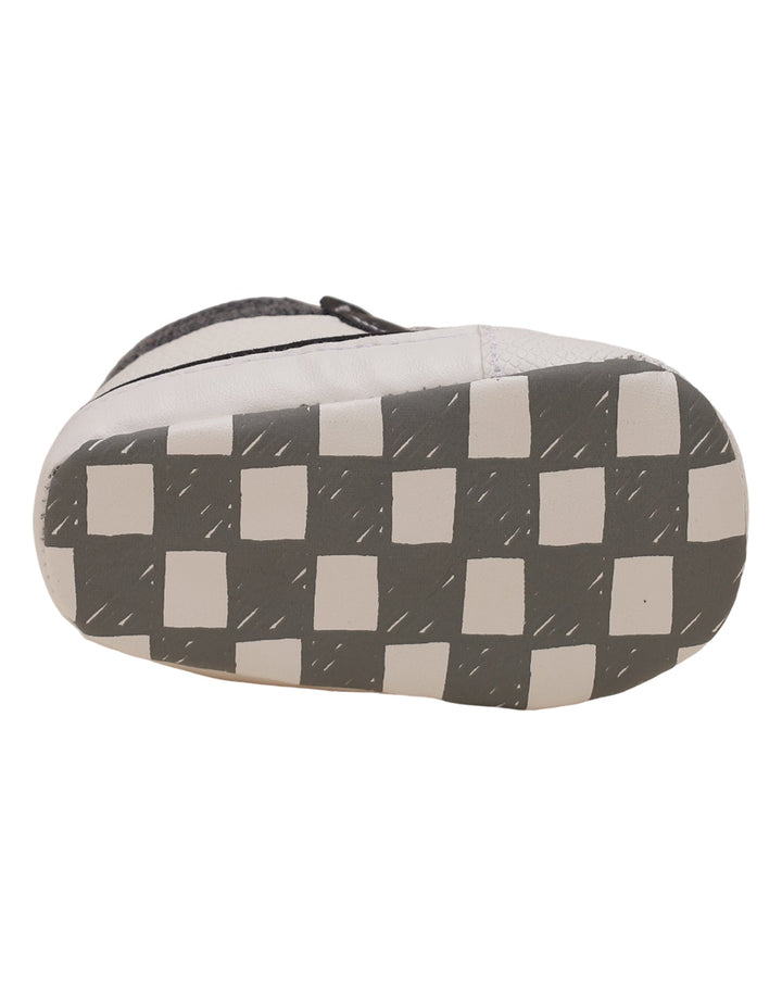Booties White with Dog Theme for Boys - Zubaidas Official™