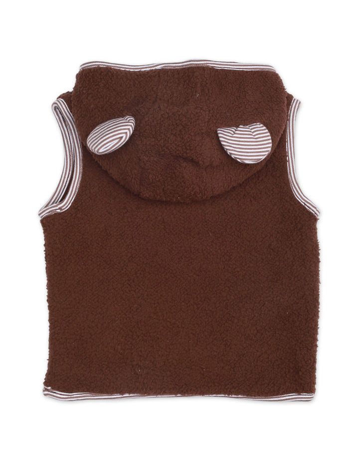 Bodysuit & Sherpa Jacket at Zubaidas® - Pakistan’s No. 1 and the most trusted baby and kids store for over 50 years. Shop Online. Nationwide Delivery. Best Prices.