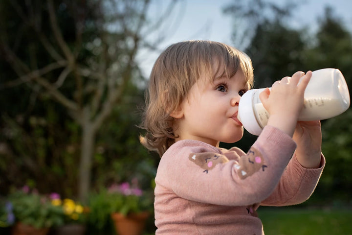 Philips Avent Natural Response Bottle 11 OZ / 330 ML SCY906/01. Shop Original Online at Zubaidas® - Pakistan’s No. 1 and the most trusted baby and kids store for over 50 years. Nationwide Delivery. Best Prices.