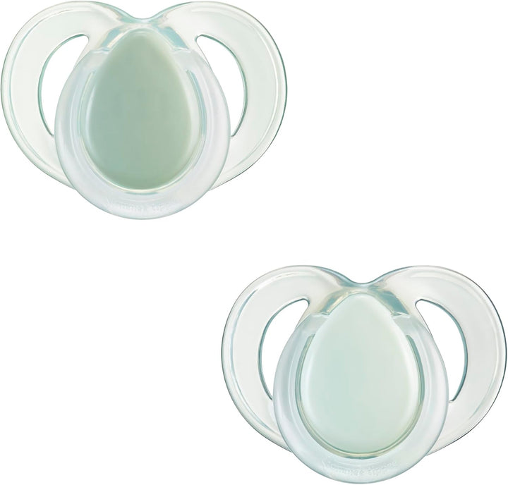 Zubaida's Tommee Tippee 6-18M Closer to Nature Night Time 2 Orthodontic Soothers - 433362