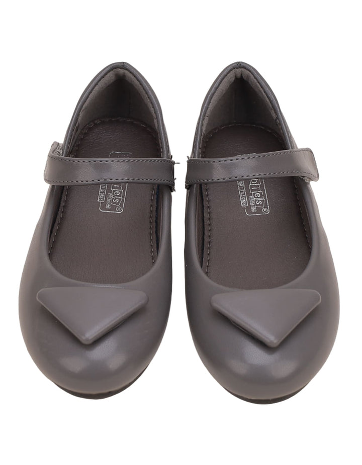 Shoes Gray with Triangle Motif for Girls - Toddler