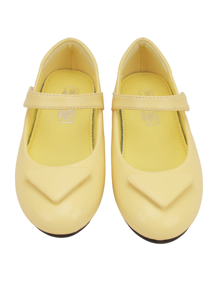 Shoes Yellow with Triangle Motif for Girls - Toddler