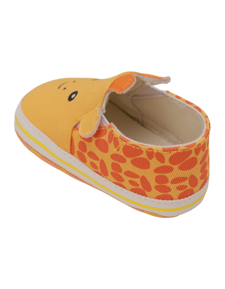 Booties Yellow - Giraffe Theme