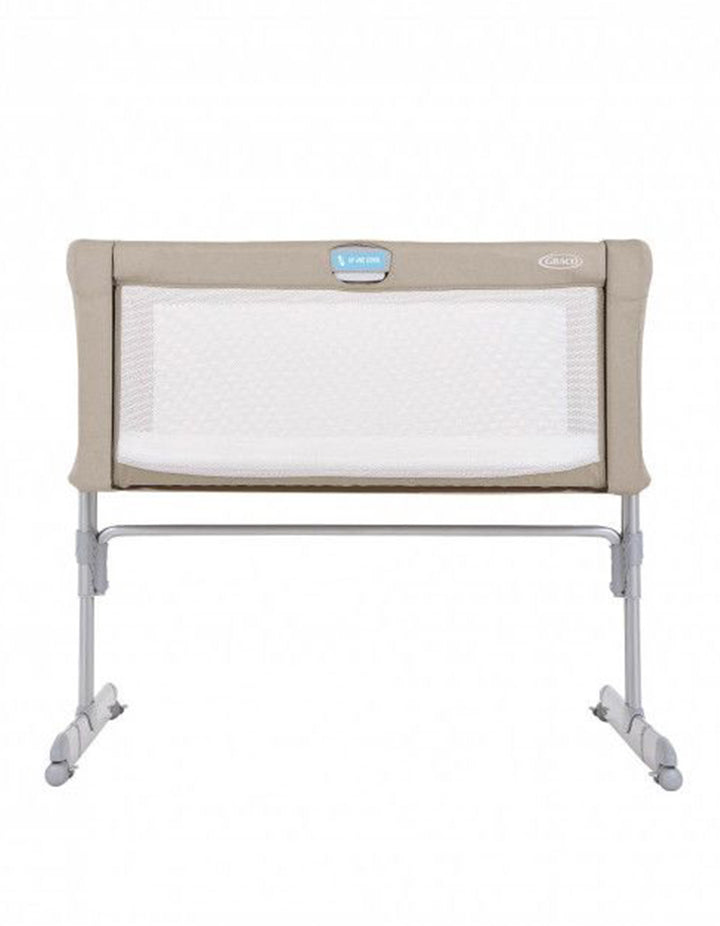 Zubaida's Graco Sweet2Sleep Bedside Bassinet - Oatmeal