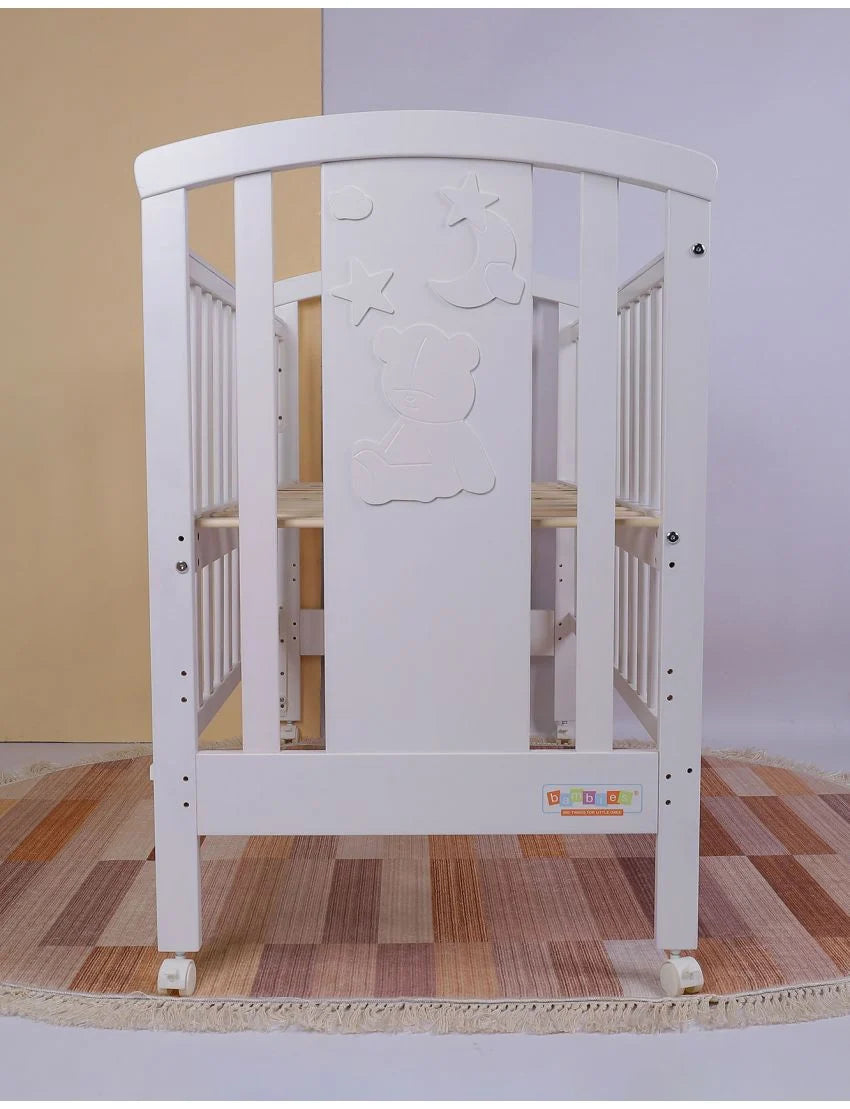 Wooden Cot White - Bear Theme