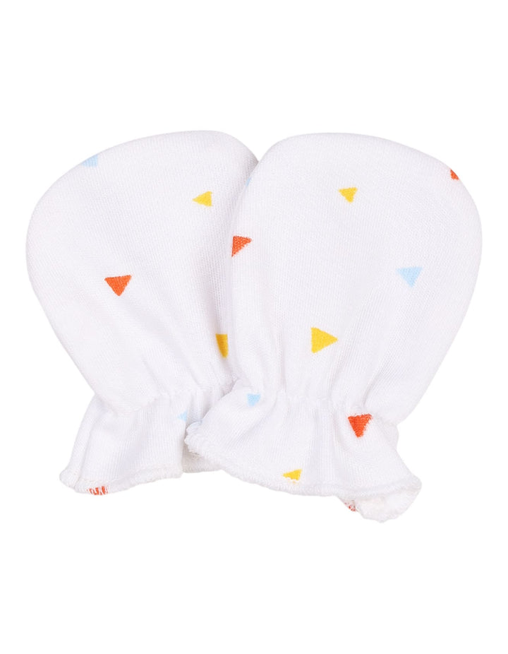 Bambies® Newborn Gift Set Patterns at Zubaidas® - Pakistan’s No. 1 and the most trusted baby and kids store for over 50 years. Shop Online. Nationwide Delivery. Best Prices.