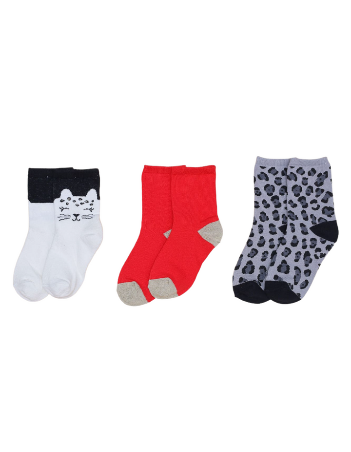Carter's® 3-Pack Baby Socks at Zubaidas® - Pakistan’s No. 1 and the most trusted baby and kids store for over 50 years. Shop Online. Nationwide Delivery. Best Prices.