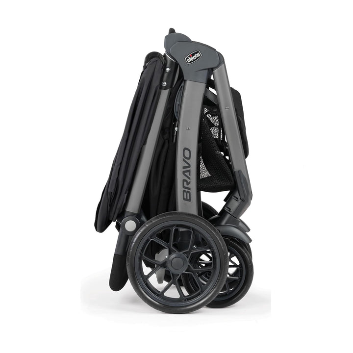 Chicco® Bravo® Sport Trio Travel System Iron 00087107720070 at Zubaidas® - Pakistan’s No. 1 and the most trusted baby and kids store for over 50 years. Shop Online. Nationwide Delivery. Best Prices.