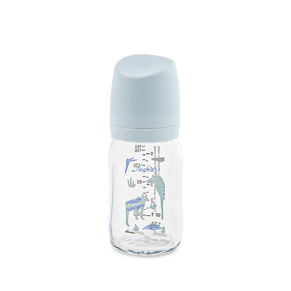 Farlin Glass Wide-Neck Anti-Colic Feeding Bottle Blue (160ml) at Zubaidas® - Pakistan’s No. 1 and the most trusted baby and kids store for over 50 years. Shop Online. Nationwide Delivery. Best Prices.