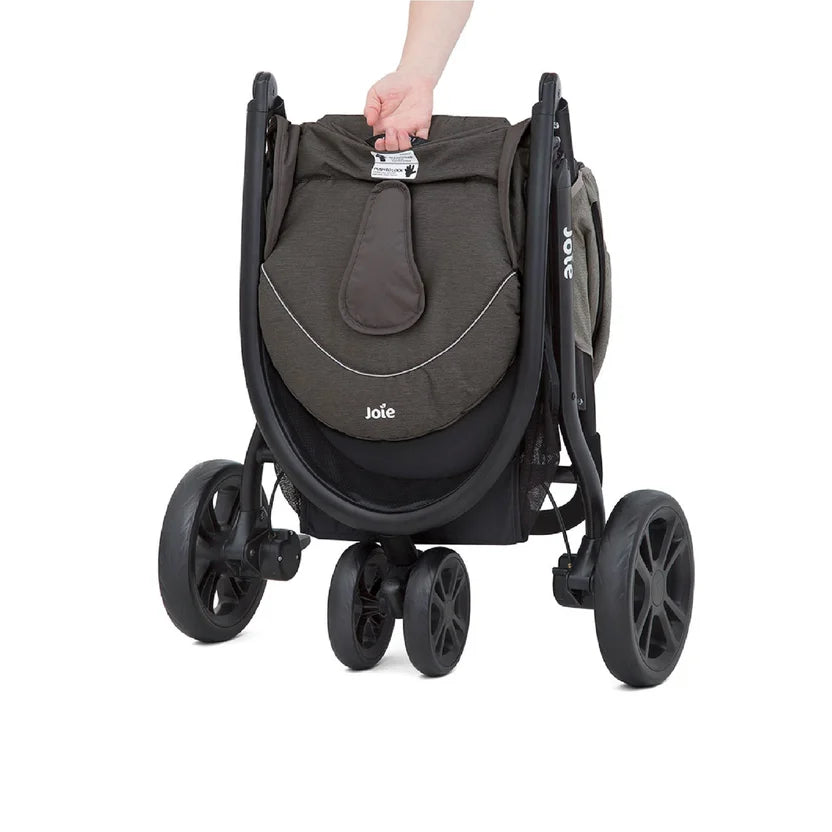 Travel System Joie™ Litetrax™ 3 Dark-Pewter T1112GBDPW000 at Zubaidas® - Pakistan’s No. 1 and the most trusted baby and kids store for over 50 years. Shop Online. Nationwide Delivery. Best Prices.