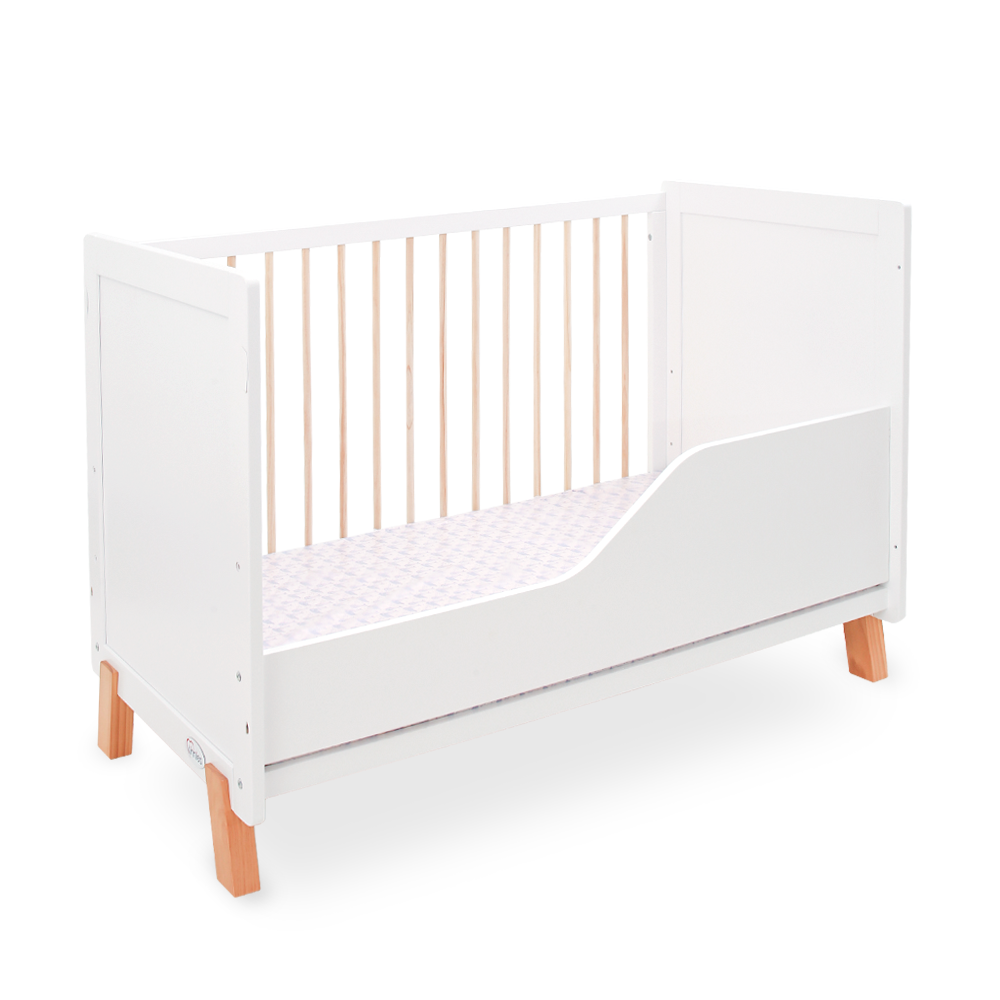 Zubaida's Tinnies Wooden Cot White T904