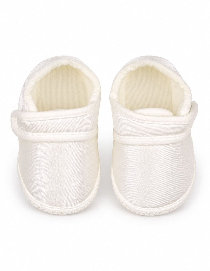 Baby Boy Gift Set 6 Pcs White and Black at Zubaidas Pakistan