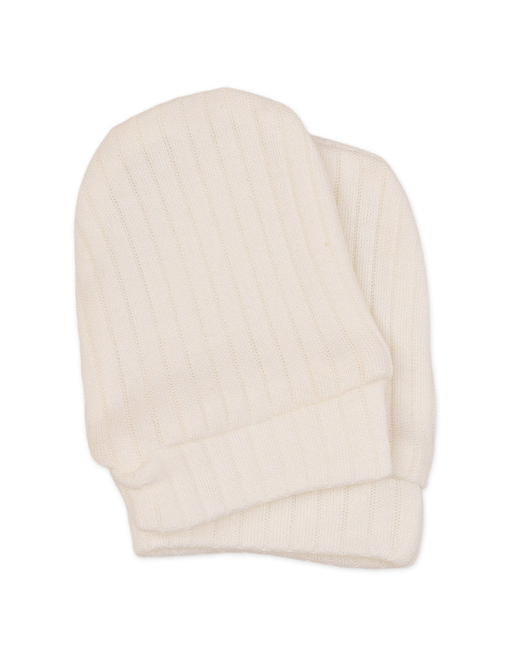 Baby Gift Set 6 Pieces Off White at Zubaidas Number 1 Baby Store in  Pakistan