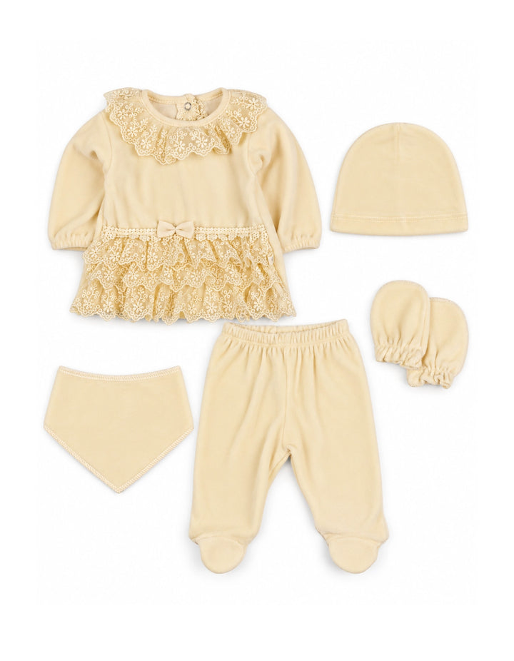 Baby Girl 5 Pcs Gift Set Cream at Zubaidas