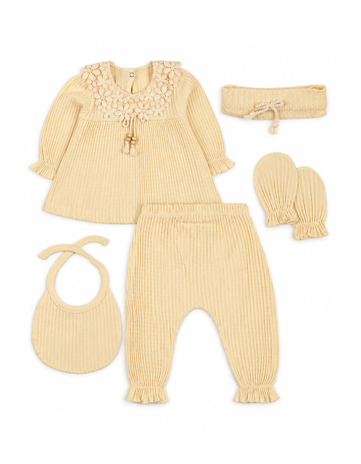Baby Girl 5 Pcs Gift Set Ribbed Cream at Zubaidas