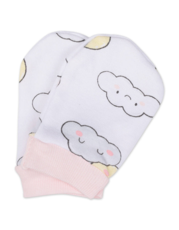 Baby Girl Gift Set 5 Pcs Cloud and Moon Theme Pink at Zubaidas Best Baby and Kids Store in Pakistan
