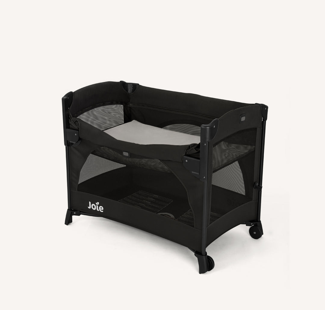 Zubaida’s Joie Bedside Crib & Travel Cot Kubbie™ Sleep Shale (P1807EASHA000)