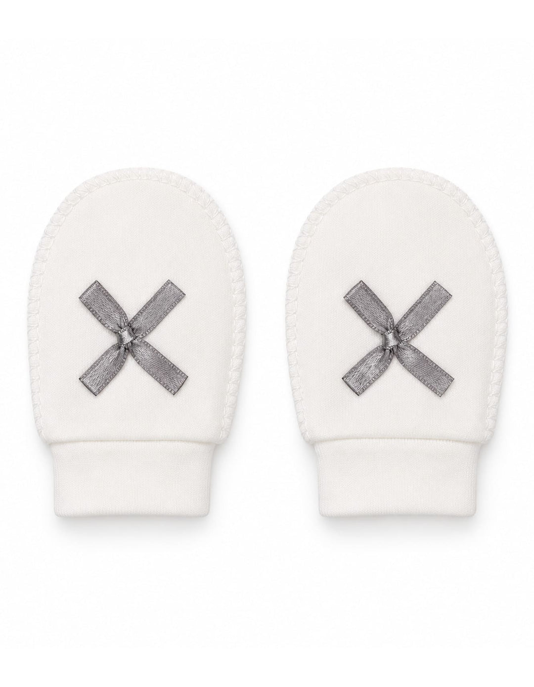 Newborn Boy Gift Set 6 Pcs White and Grey at Zubaidas Number 1 Baby Store in Pakistan