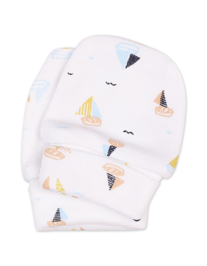 Newborn Boys Gift Set 7 Pieces Bambies Ocean at Zubaidas Number 1 Baby Store in Pakistan