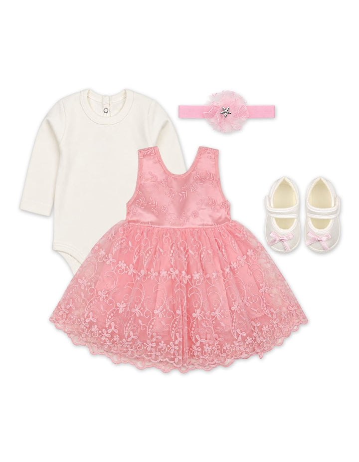Newborn Girl Gift Set 4 Pcs Pink at Zubaidas
