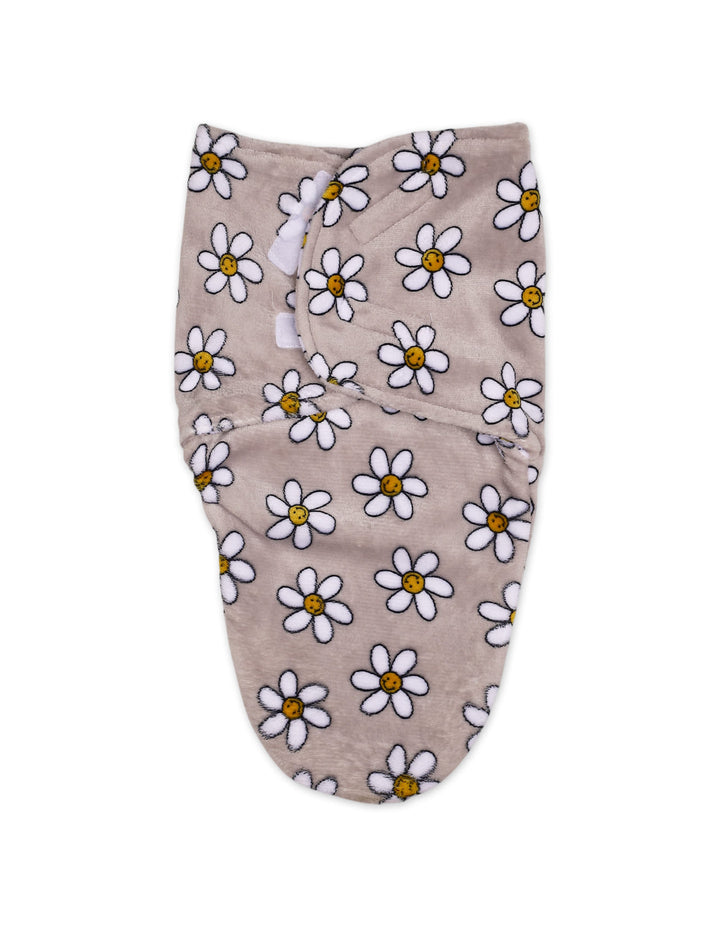 Newborn Plush Swaddle Wrap with Velcro Closure Daisy Flowers at Zubaidas Online Pakistan
