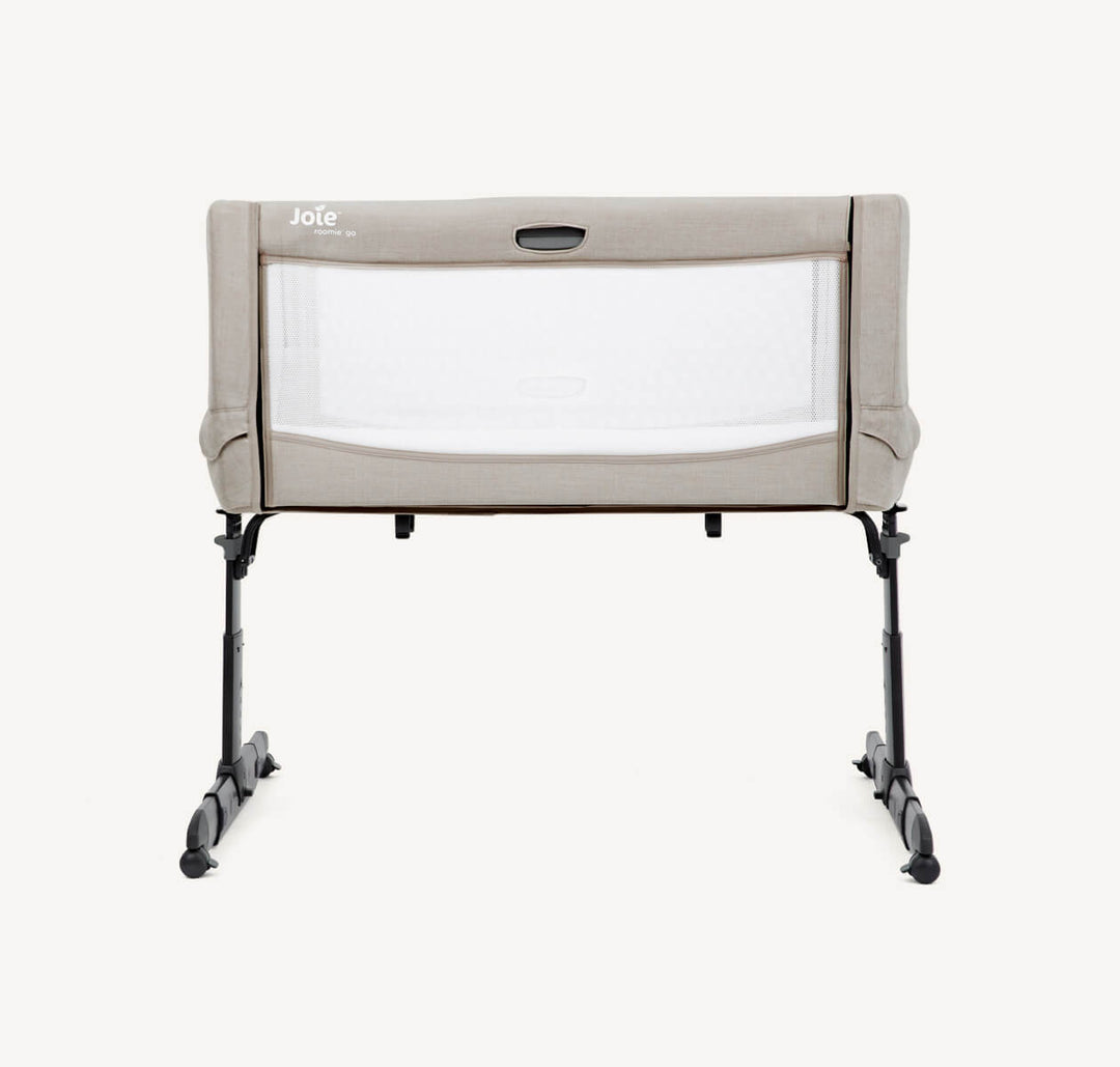 Zubaida’s Joie Travel Bedside Crib Roomie™ Go Clay (P2106AACLA000)