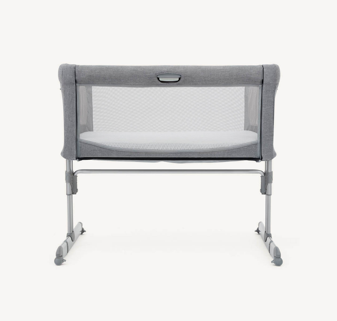 Zubaida’s Joie Bedside Crib Roomie™ Grey Flannel (P1814BAGFL000)