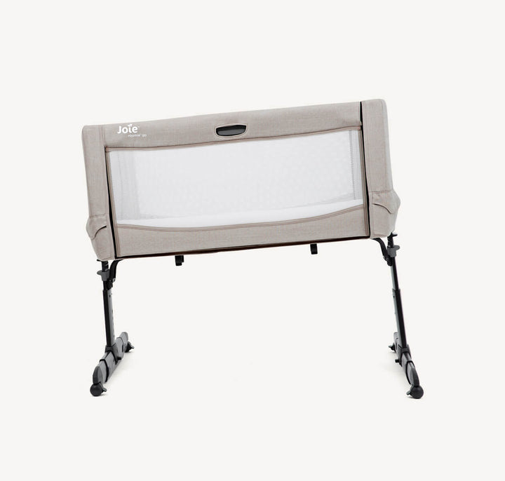 Zubaida’s Joie Travel Bedside Crib Roomie™ Go Clay (P2106AACLA000)