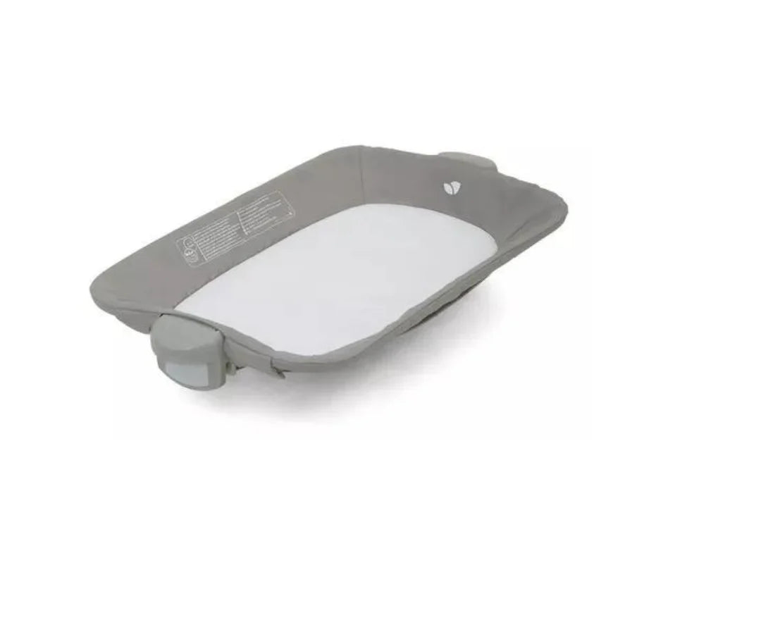 Travel Cot with Bouncer and Changer Joie Commuter Frankie Friends P1028NAFNF000 at Zubaidas Best Online Baby Store in Pakistan